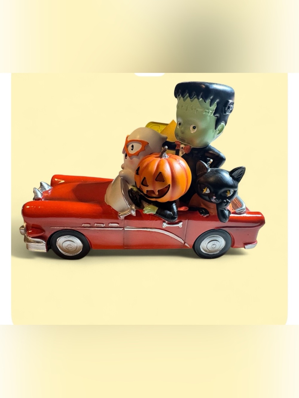 Light up halloween ceramic car with Frankenstein, pumpkin, black cat & ghost